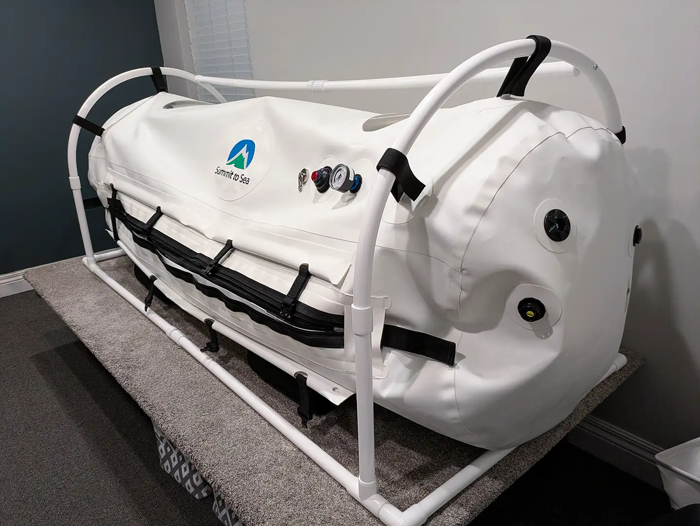 hyperbaric-chamber-01